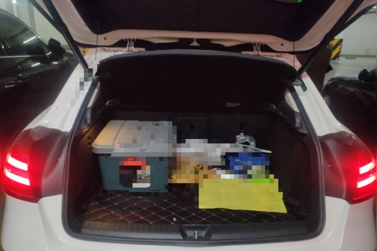 Used Mercedes-Benz GLA 2017 GLA 220 4MATIC Fashion Model Trunk