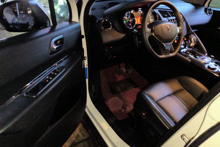 Used Peugeot 3008 2014 1.6THP Automatic Enjoyment Edition Driver Seat