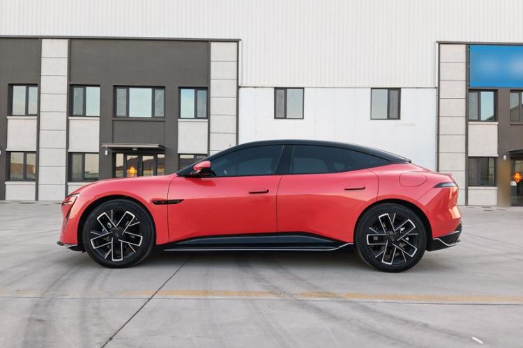 Used Avatr 06 2025 Pro Range-Extended Edition Exterior 4