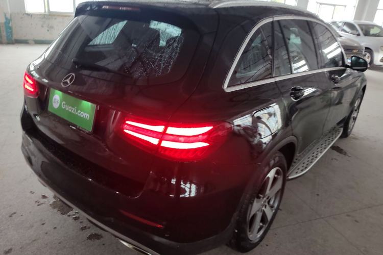 Used Mercedes-Benz GLC 2017 GLC 260 4MATIC Luxury Model