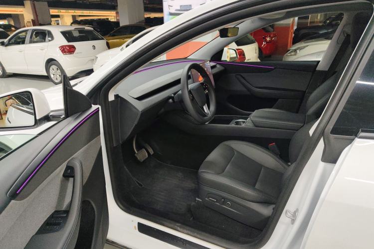 Used Tesla Model Y 2025 Rear-Wheel-Drive Version