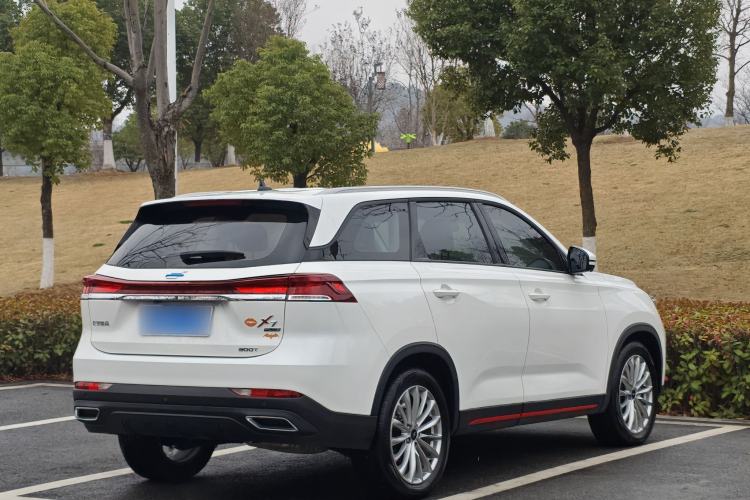 Used CHANGAN OSHAN X7 PLUS 2022 1.5T Blue Whale Edition Automatic Prestige Version Exterior 3