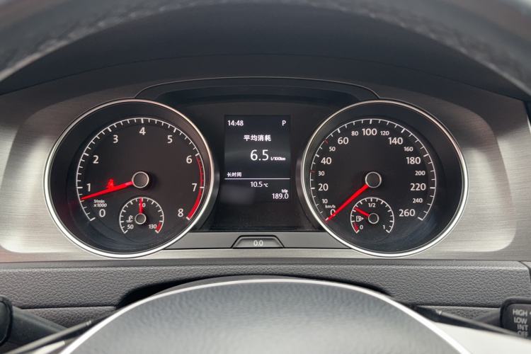 Used Volkswagen Golf 2014 1.4TSI Automatic Luxury Model