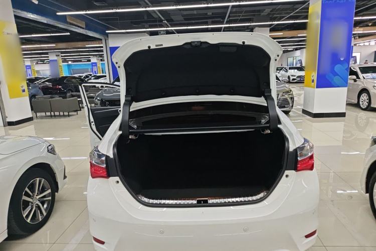 Used Toyota Corolla 2017 Revised Version 1.2T S-CVT GL-i Leather Edition Trunk