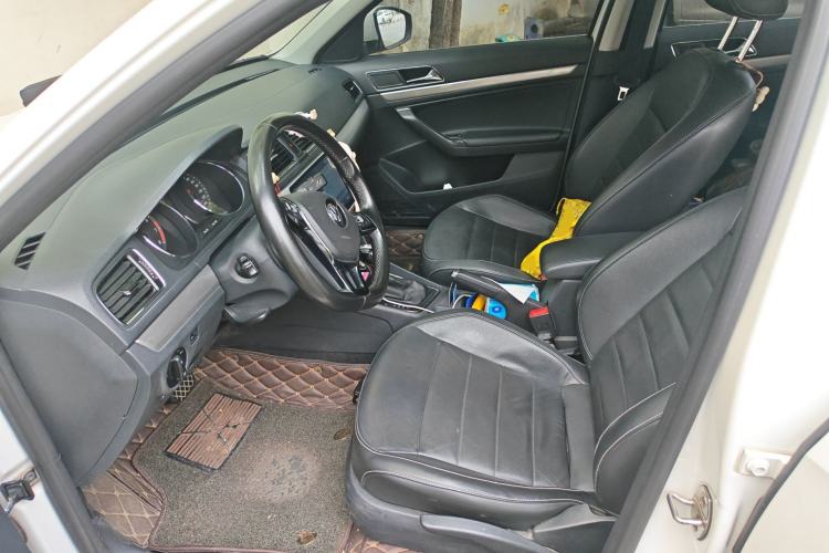 Used Volkswagen Lavida 2017 230TSI DSG Comfort Edition Left Front Seat