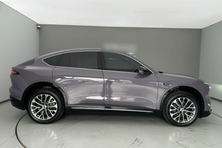 Used Nio EC6 2025 75 kWh Exterior 7