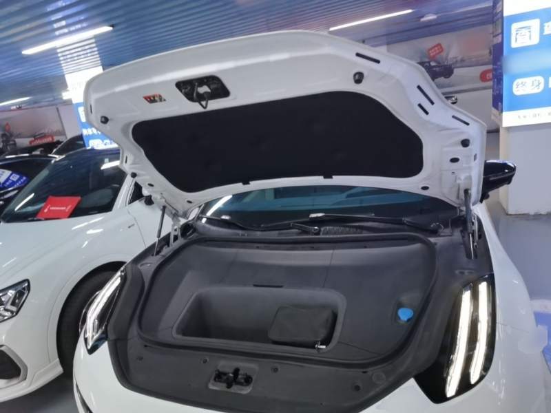Used Zeekr 001 2025 YOU Edition 100 kWh All-Wheel Drive — 19