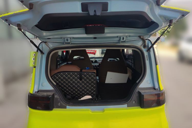 Used Wuling Hongguang MINIEV 2020 Zizai Version Lithium-NMC Trunk