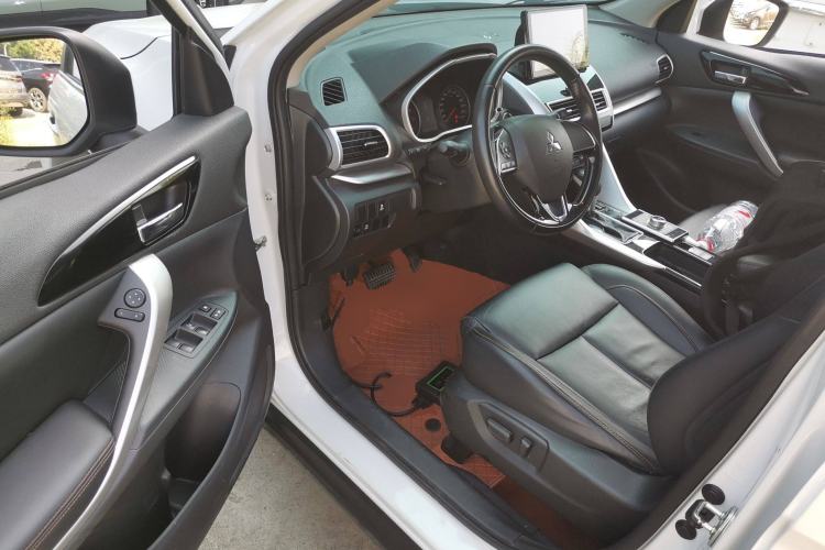 Used Mitsubishi Eclipse Cross 2019 1.5T CVT Two-Wheel Drive Dream Edition China VI Standard