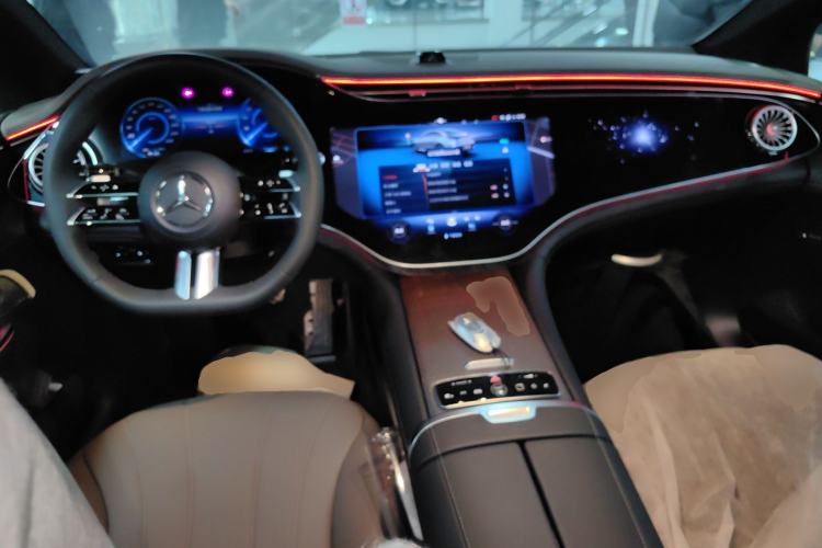 Used Mercedes-Benz EQE 2022 350 Pioneer Edition