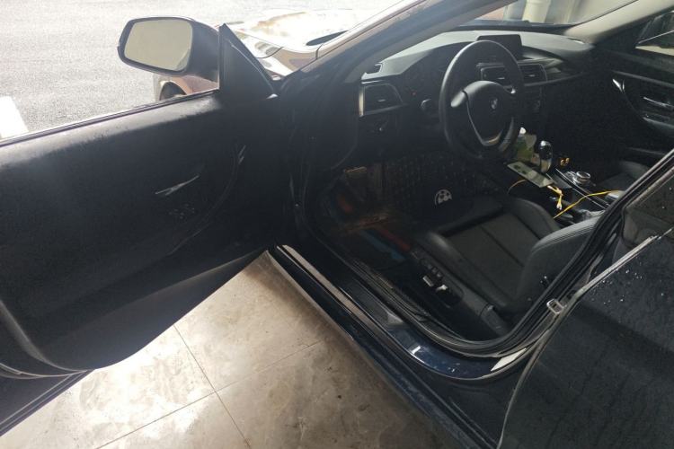 Used BMW 3 Series GT 2018 320i Sport Edition
