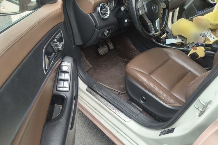 Used Mercedes-Benz CLA 2014 CLA 260 4MATIC Driver Seat