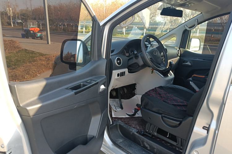 Used JAC Refine M3 2023 PLUS 1.5T 5/7-seat Classic Edition
