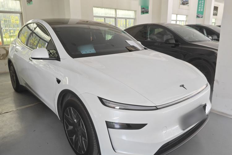 Used Tesla Model Y L 2025 Model Long-Range All-Wheel-Drive Version