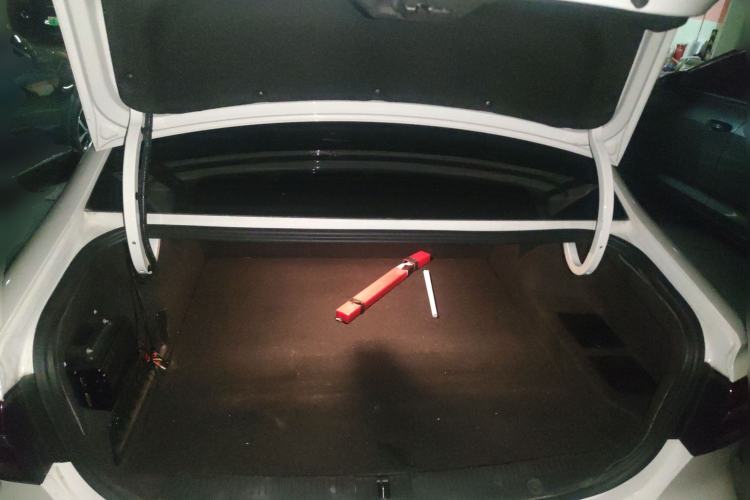 Used Roewe i6 New Energy  Trunk