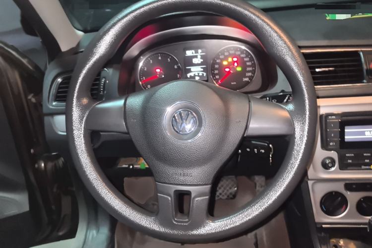 Used Volkswagen Gran Lavida 2013 1.6L Automatic Comfort Model