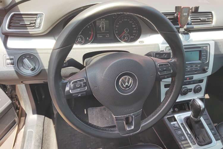 Used Volkswagen Magotan 2015 1.8TSI Advanced Model