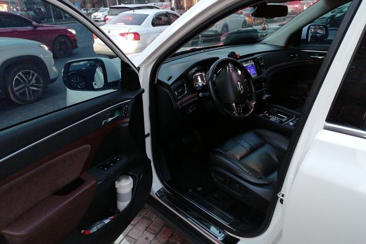 Used GAC Trumpchi GS8 2017 320T Four-Wheel Drive Luxury Smart Connectivity Version (7 Seats)
