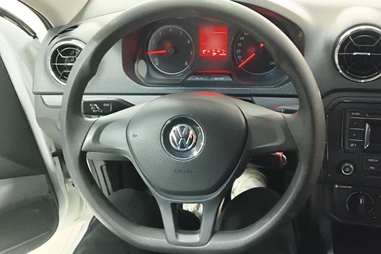 Used Volkswagen Jetta 2019 Dream Edition 1.4L Manual Fashion Version Steering Wheel