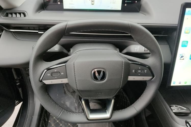 Used CHANGAN Eado 2024 1.5T GDI Automatic Flagship Edition Steering Wheel