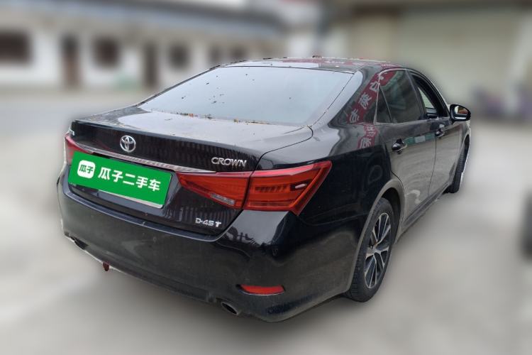 Used Toyota Crown 2018 2.0T Fashion Edition Rear Right 45 Deg