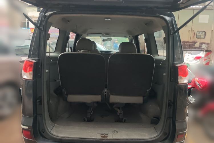 Used Dongfeng Shuaike 2011 1.5L Manual Standard Model 7 Seats China IV Standard
