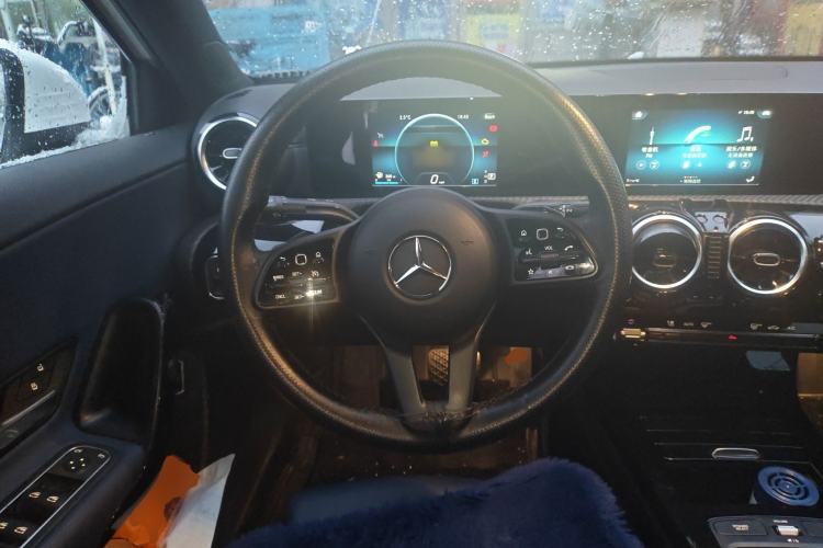 Used Mercedes-Benz A-Class 2019 A 180 L Steering Wheel