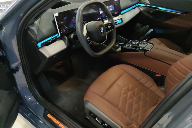 Used BMW 5 Series 2024 530Li Luxury Package Premium Edition