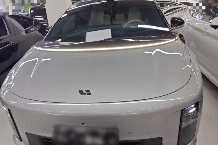 Used Li Auto Li Auto i6 2025 Model Two-Wheel-Drive Standard Type
