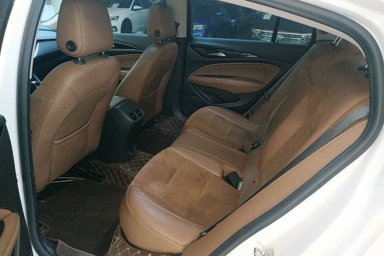 Used Buick Regal 2019 20T Elite Version China VI Standard Left Rear Seat