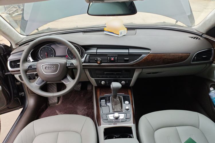 Used Audi A6L 2012 30 FSI Comfort Model
