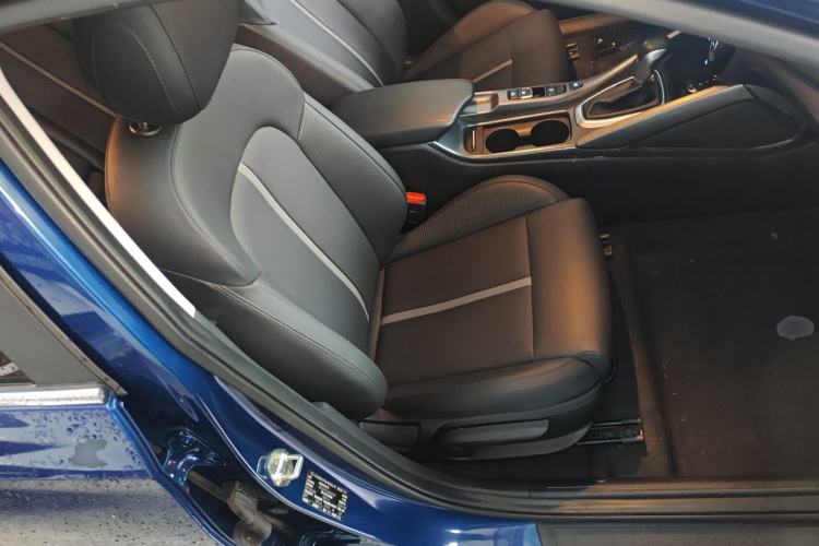 Used Hyundai Lafesta 2019 280TGDi Smart Speed Version China VI Standard Right Front Seat