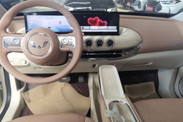 Used Wuling Bingo 2025 410 km Lingxi Deluxe Edition Center Console