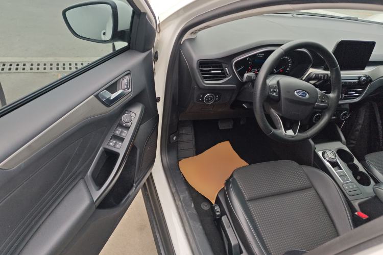 Used Ford Focus 2019 Hatchback EcoBoost 180 Automatic Trendy Model