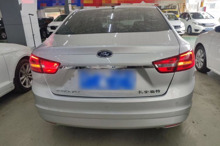 Used Ford Escort 2017 Happiness Edition 1.5L Automatic Fashion Version
