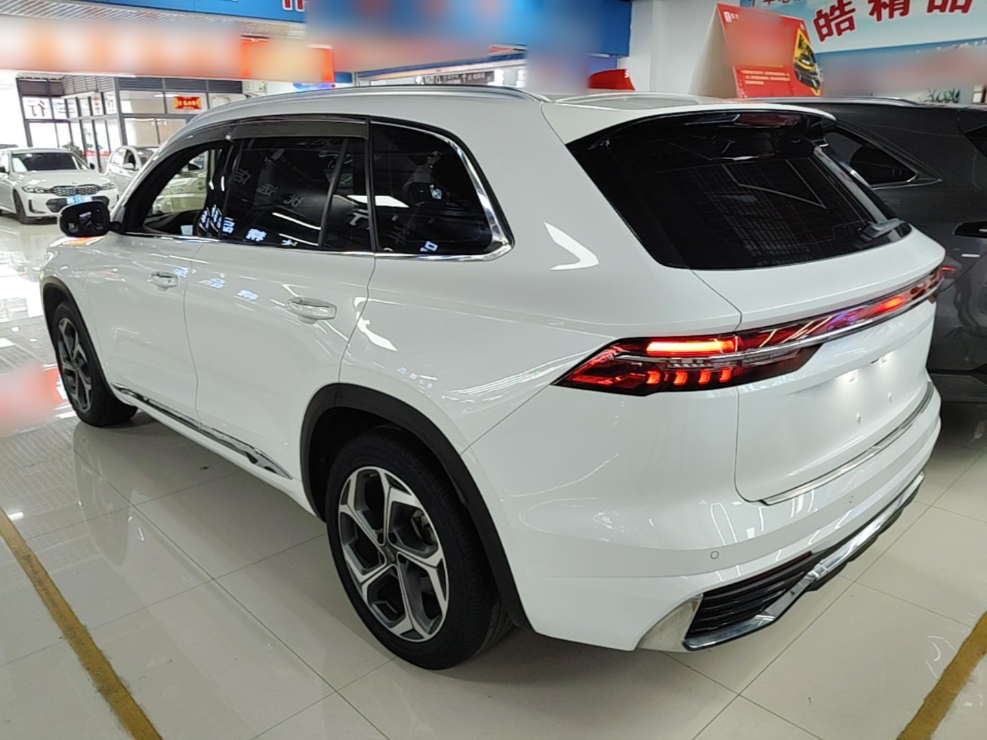 Geely Auto Monjaro L 2021 2.0TD DCT EVO Two-Wheel Drive Prestige Version — снимка 4