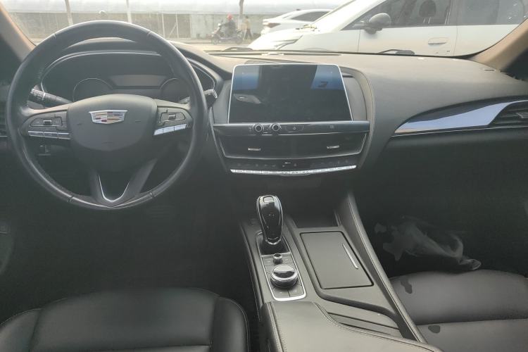 Used Cadillac CT5 2020 28T Fashion Edition Center Console