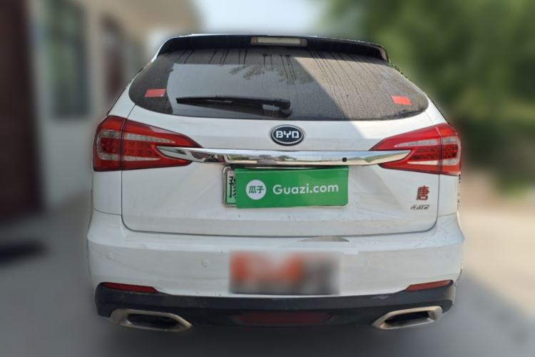 Used BYD Tang New Energy 2015 2.0T Four-Wheel-Drive Flagship Model
