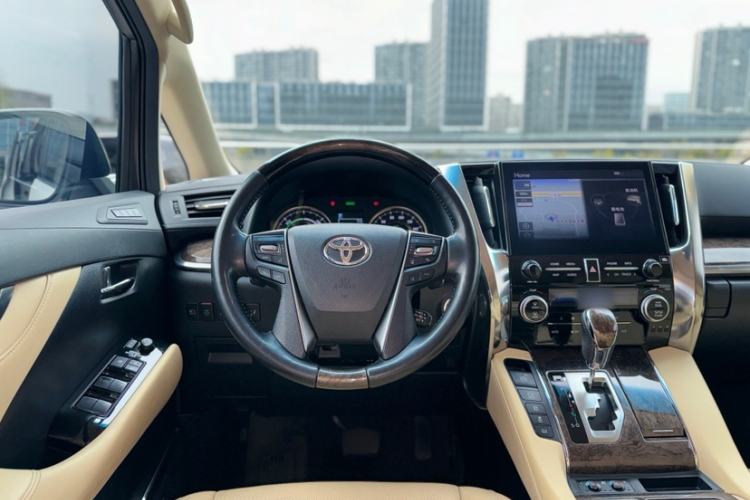 Used Toyota Vellfire 2021 Crown Dual-Engine 2.5L HV Supreme Edition Interior 1