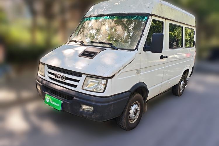 Used Iveco Daily 2012 2.5T-A35 Logistics Version 1 Mid-Roof