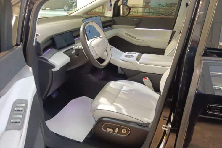 Used XPeng X9 2024 702 Ultra-Long Range Pro