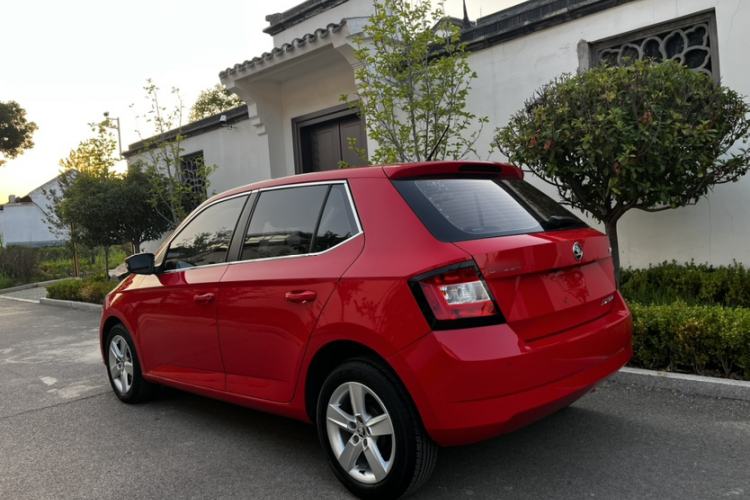 Used Skoda Fabia 2017 1.4L Automatic Car Enjoy Edition