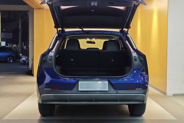 Used Venucia V 2021 260T Idol Edition Exterior 13