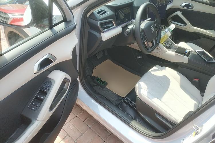 Used BYD Yuan UP 2024 301KM Leading Edition Driver Seat