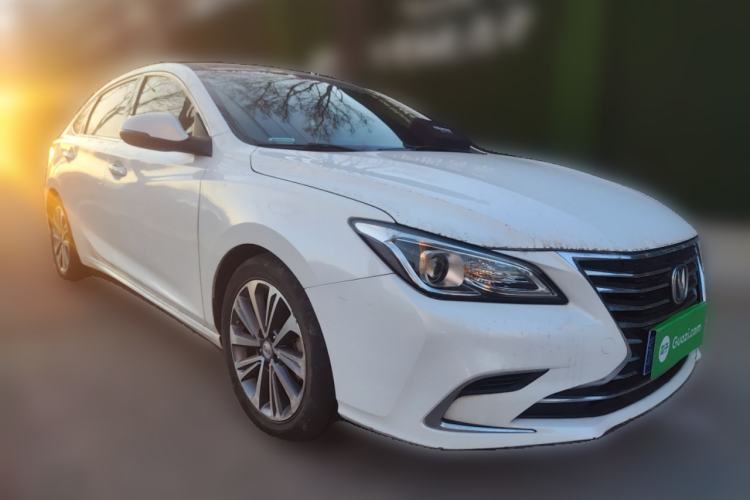 Used CHANGAN Raeton CC 2018 1.5T Automatic Haoya Model Guangmang Edition China V Standard Front Right 45 Deg