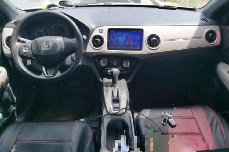 Used Honda XR-V 2015 1.8L EXi CVT Comfort Version Center Console