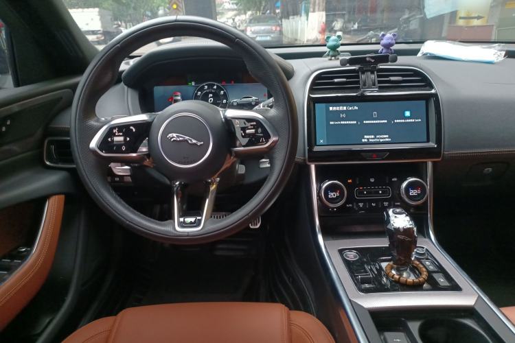 Used Jaguar XEL 2022 2.0T 250 PS R-DYNAMIC S Advanced Sport Edition Steering Wheel