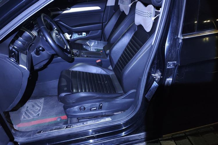 Used Volkswagen Magotan 2018 330TSI DSG Advanced Model Left Front Seat