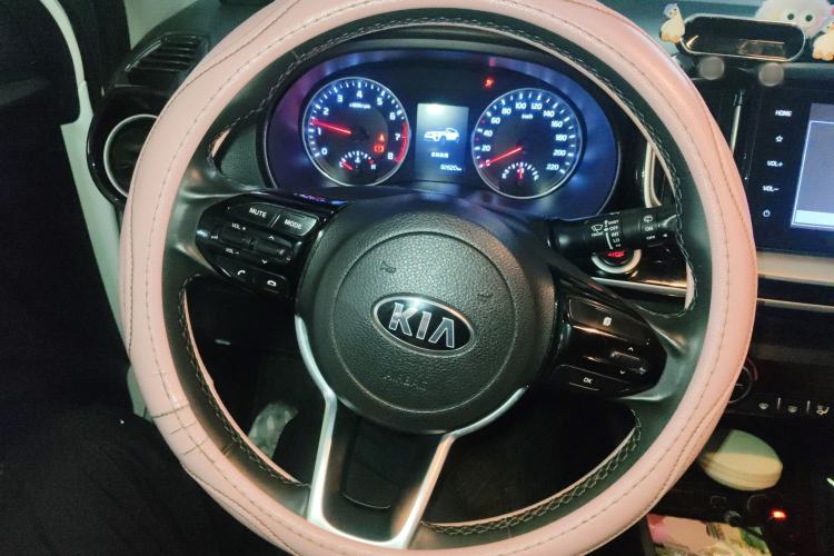 Used Kia kx1 Stonic 2019 1.4L Automatic Fun Edition China VI Steering Wheel