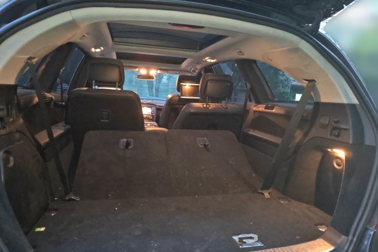 Used Mercedes-Benz R-Class 2010 R 500 L 4MATIC Grand Edition
